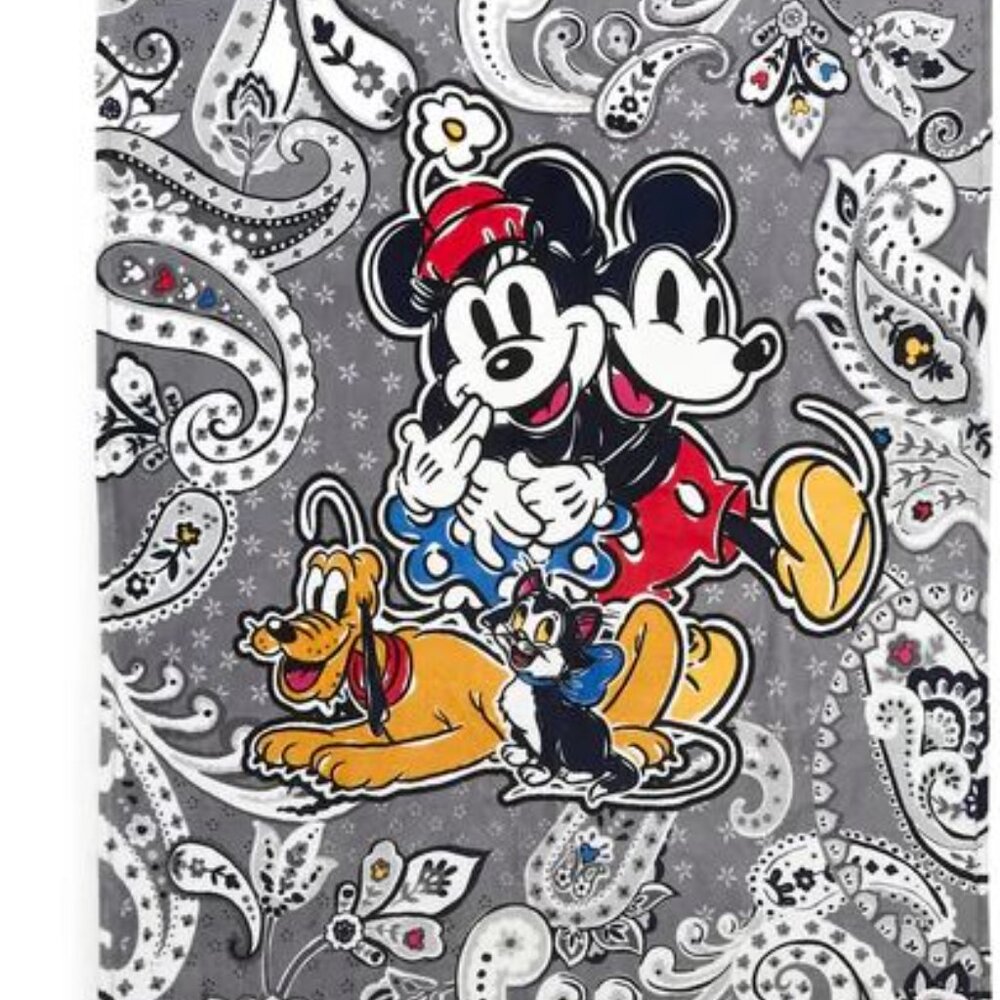 NWT Vera Bradley Disney Essential Throw Blanket Mickey Mouse family fun 50 x 80